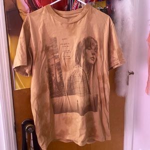 Official Taylor swift seven folklore tie dye large tshirt.